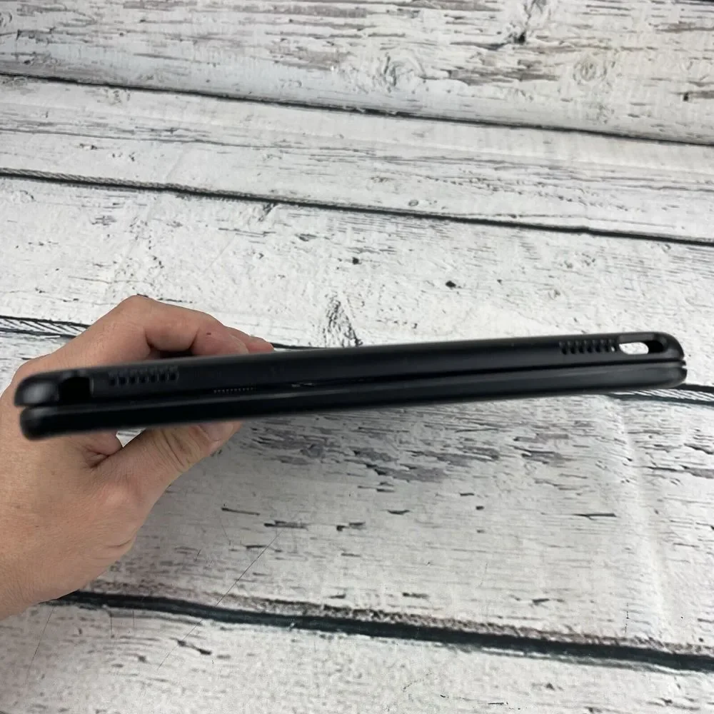 Favormates Lighted Keyboard For ipad‎ Black Flip Up 9.25 X 6.5 Inside. READ DESC